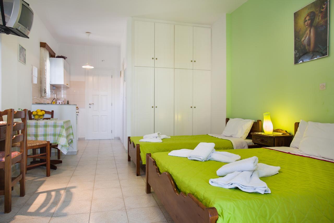 Betty Apartments Drios Exterior photo