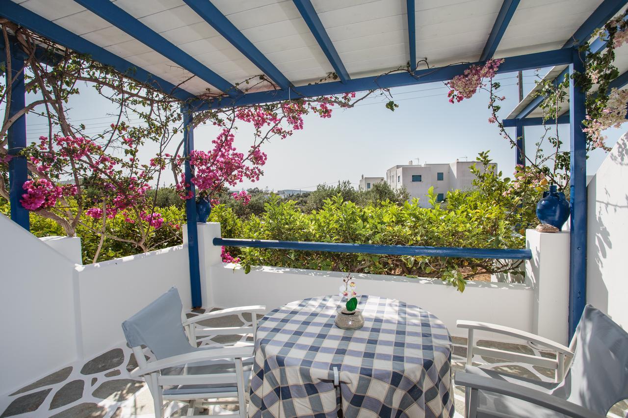 Betty Apartments Drios Exterior photo