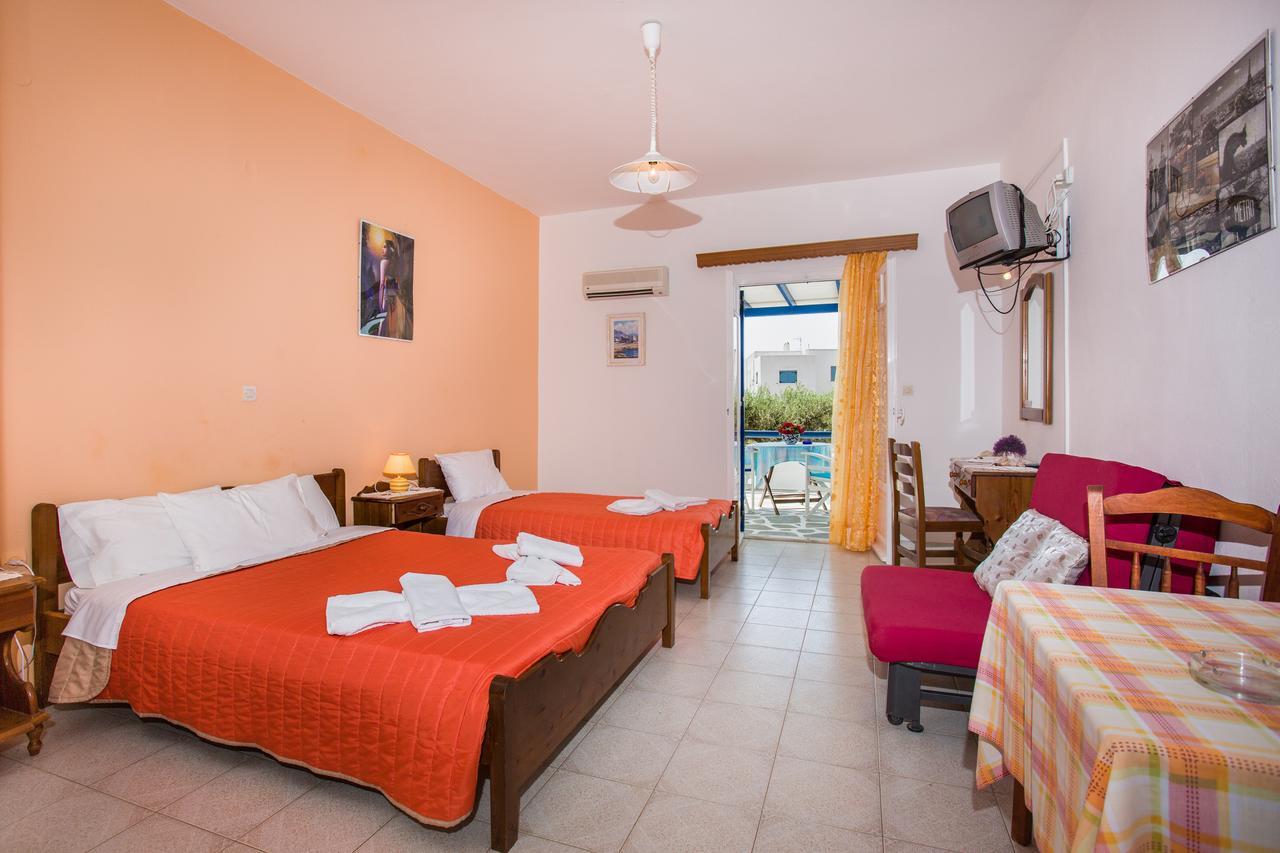 Betty Apartments Drios Exterior photo